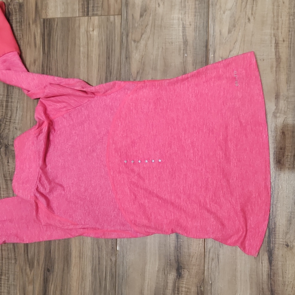 Nike Pull Over - Picture 6 of 6